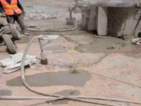 政和水泥混凝土路面板底注浆技术 路面脱空注浆整治方案